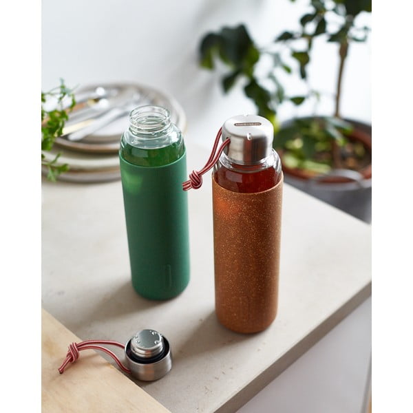 Szklana butelka na wodę z pomarańczowym pokrowcem z silikonu Black + Blum G-Bottle, 600 ml-image-1