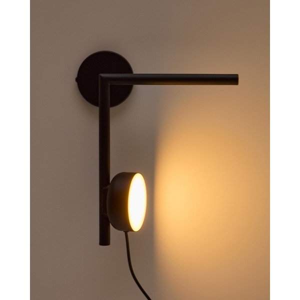 Czarny metalowy kinkiet LED ze ściemniaczem do kontaktu Orey – Kave Home-image-1