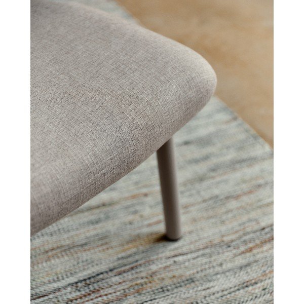 Beżowy podnóżek Inari – Kave Home-image-4