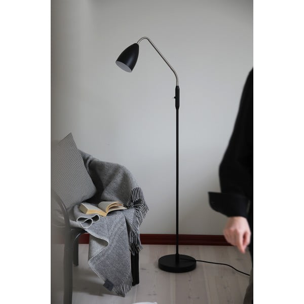 Czarna lampa stojąca LED ze ściemniaczem i metalowym kloszem (wysokość 140 cm) Patro – Markslöjd-image-1