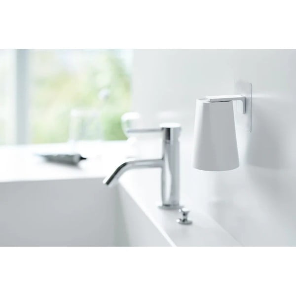 Biały plastikowy uchwyt z kubkiem Film Hook – YAMAZAKI-image-1