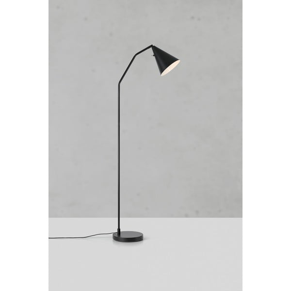 Czarna lampa stojąca LED ze ściemniaczem i metalowym kloszem (wysokość 144 cm) Funil – Markslöjd-image-3