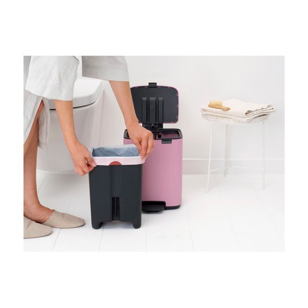 Różowy stalowy kosz na śmieci z pedałem 7 l Bo – Brabantia-image-2