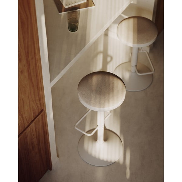 Beżowe tapicerowane hokery zestaw z regulowaną wysokością 2 szt. (wysokość siedziska 53,5 cm) Zaib – Kave Home-image-1