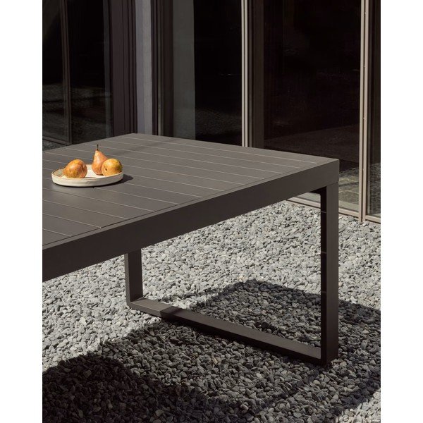 Metalowy stół ogrodowy 100.5x220 cm Galdana – Kave Home-image-4