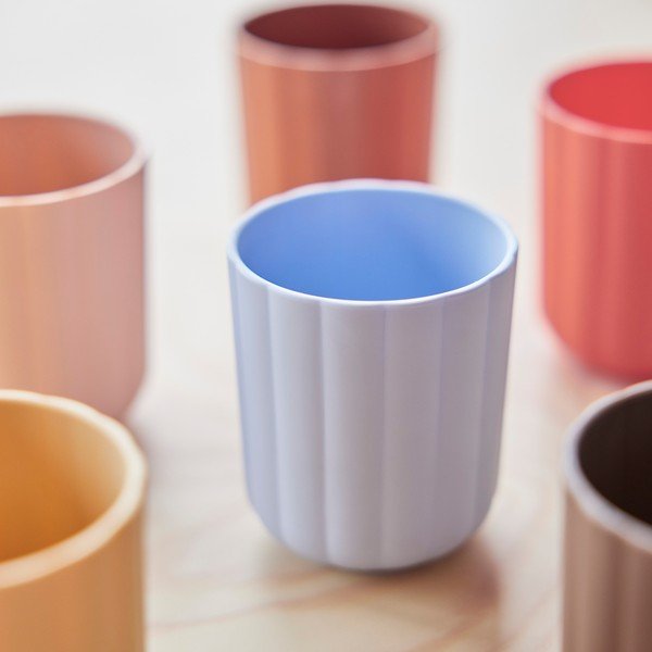 Jasnoniebieskie/brązowe plastikowe kubki dla dzieci zestaw 2 szt. Pullo – OYOY Mini-image-1