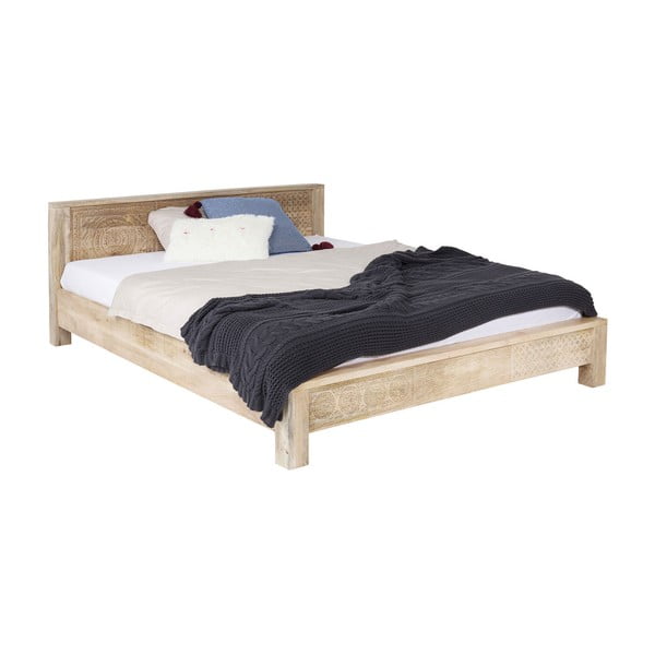Ręcznie rzeźbione łóżko z drewna mangowego Kare Design Bett Puro, 160x200 cm