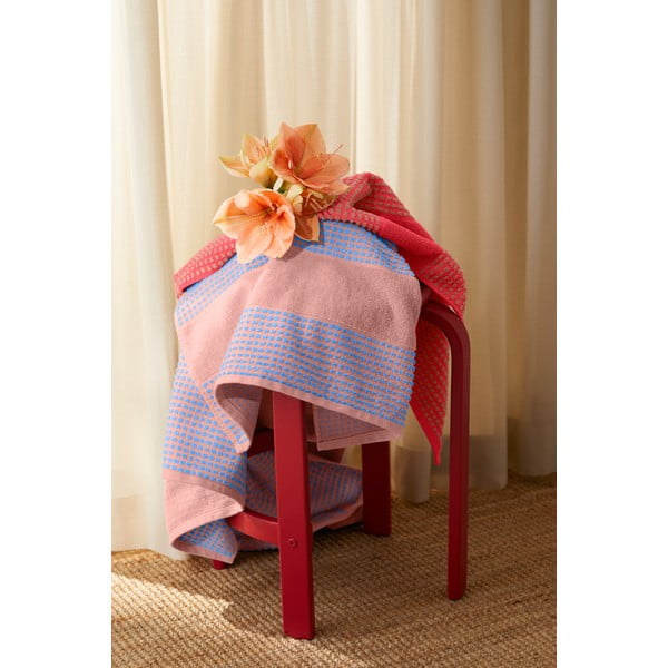 Czerwony ręcznik kąpielowy z bawełny organicznej frotte 70x140 cm Check – JUNA-image-4