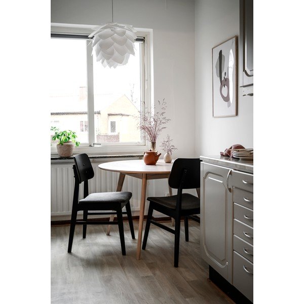 Okrągły stół z blatem w dekorze dębu 115x115 cm Yumi – Rowico-image-2