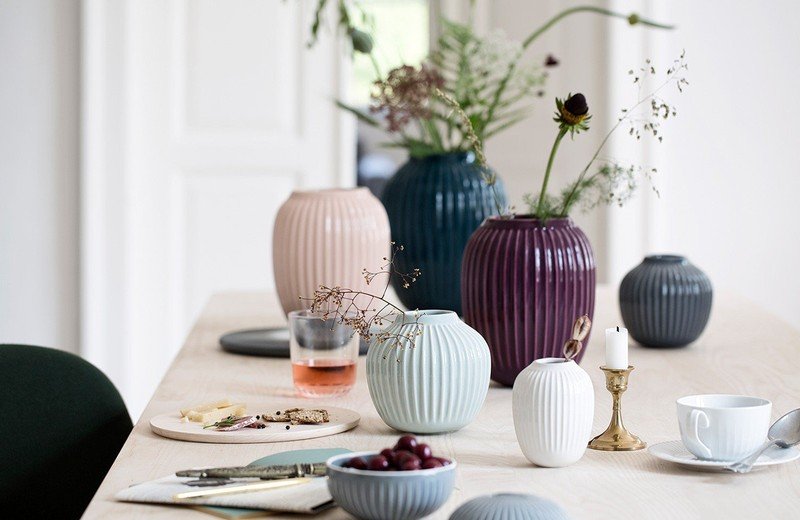 Ryflowane dodatki do wnętrz: struktura z nutką luksusu