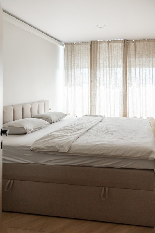 Inspiracje: Sypialnia, Styl skandynawski, Bonami z wizytą