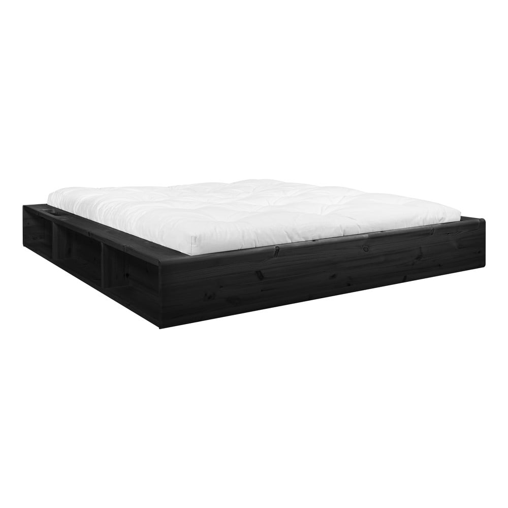 Czarne łóżko dwuosobowe z litego drewna ze schowkiem i futonem Comfort Karup Design, 160x200 cm