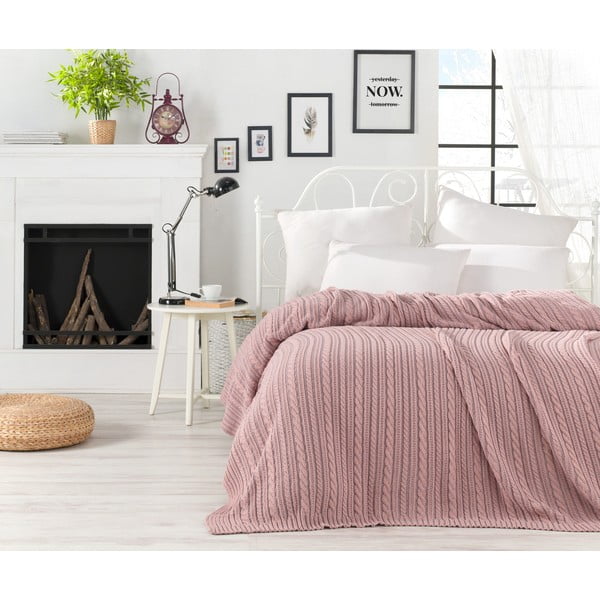 Pudroworóżowa narzuta na łóżko z domieszką bawełny Homemania Decor Camila, 220x240 cm