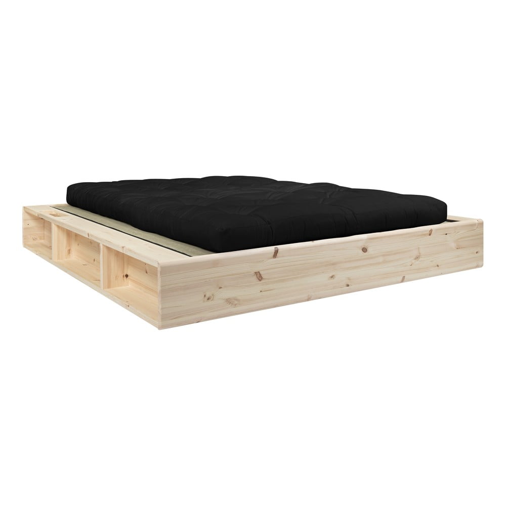 Łóżko dwuosobowe z litego drewna z czarnym futonem Comfort i tatami Karup Design, 140x200 cm
