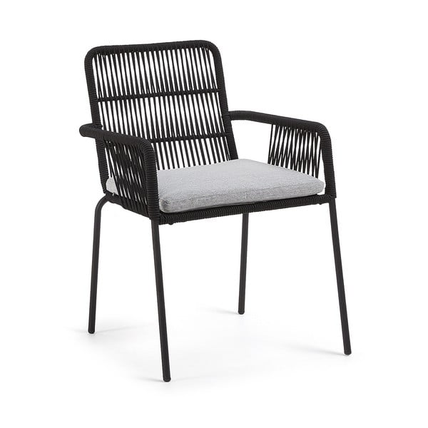 Czarny fotel z metalową konstrukcją Kave Home Samt
